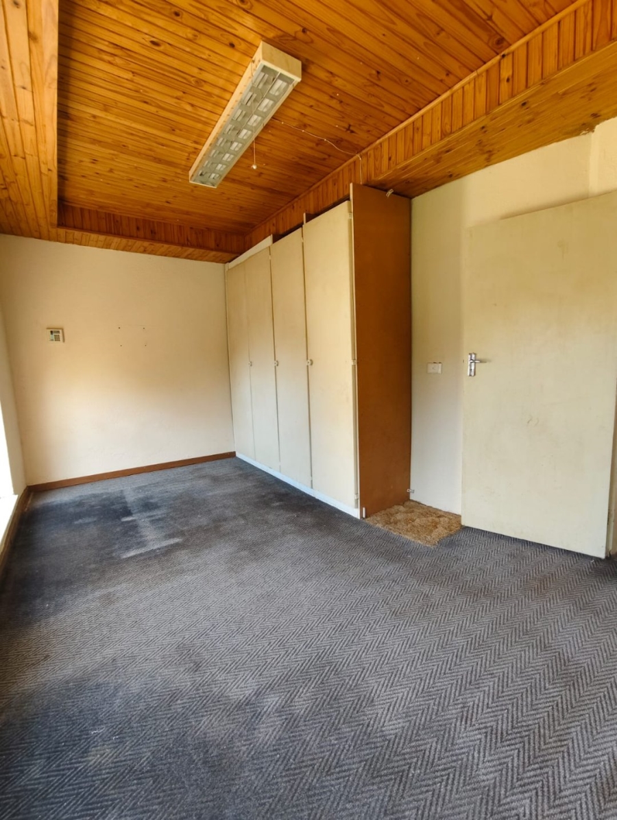 4 Bedroom Property for Sale in Vaalpark Free State